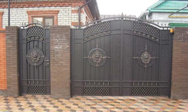 ворота Дубна